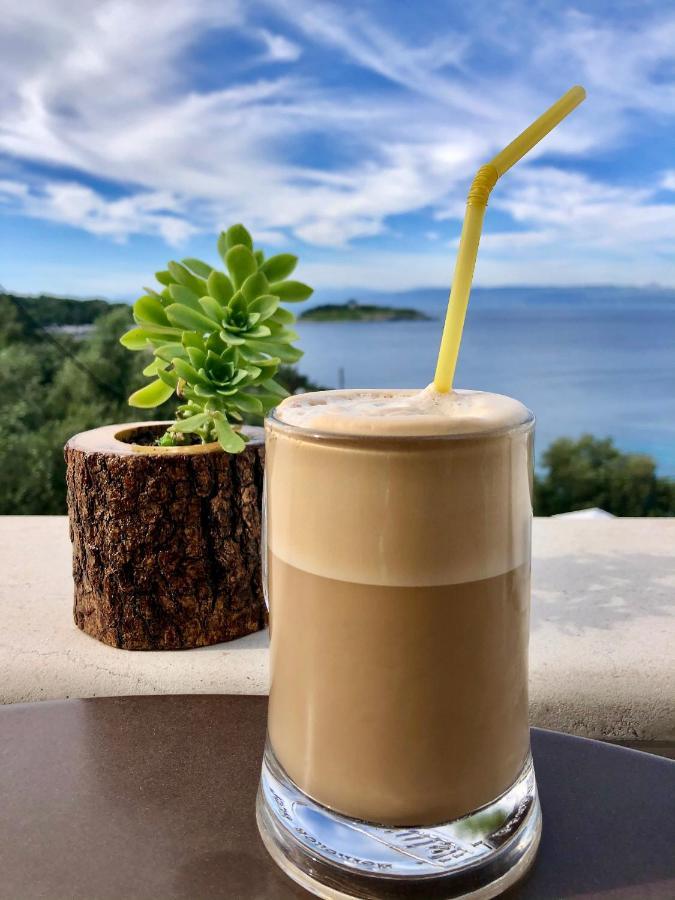 Villa Avgerini Paxos Гайос Экстерьер фото
