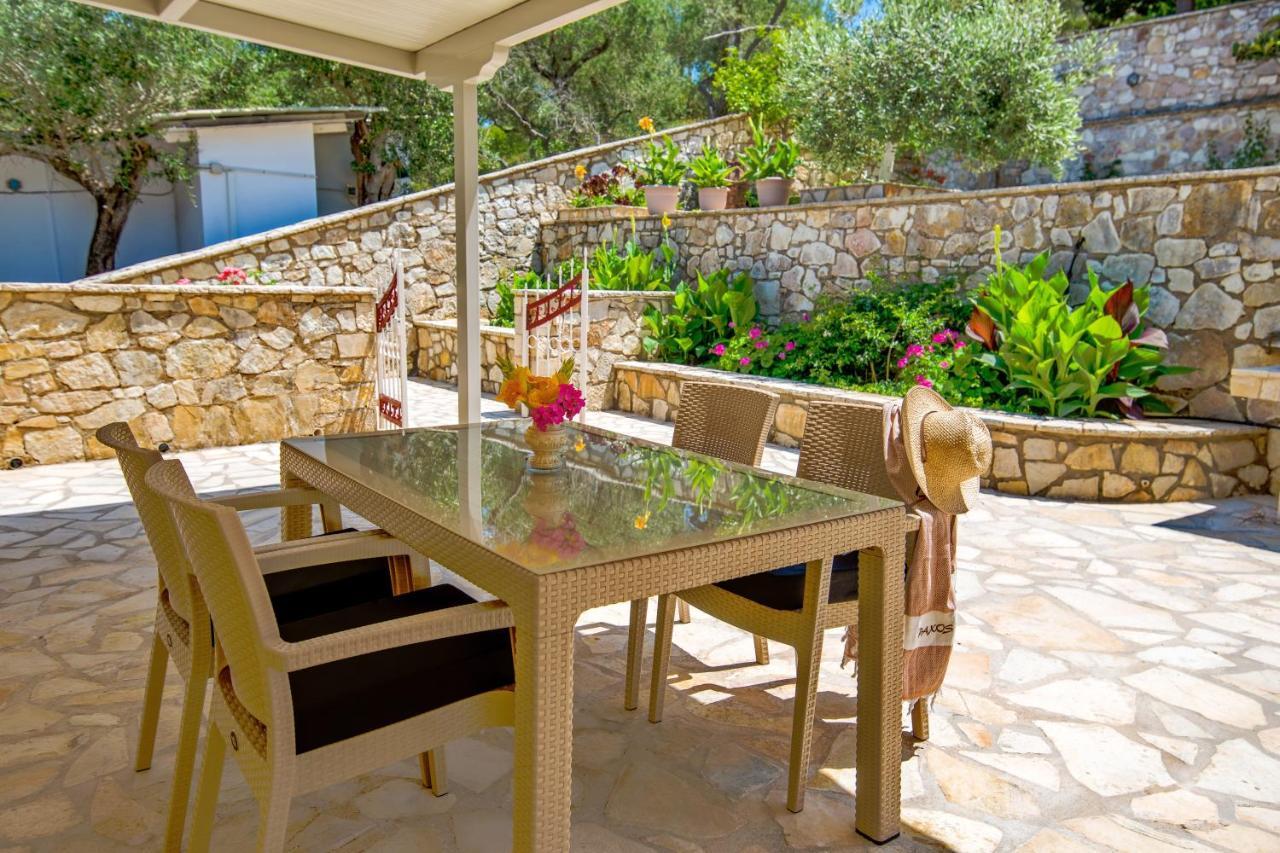 Villa Avgerini Paxos Гайос Экстерьер фото