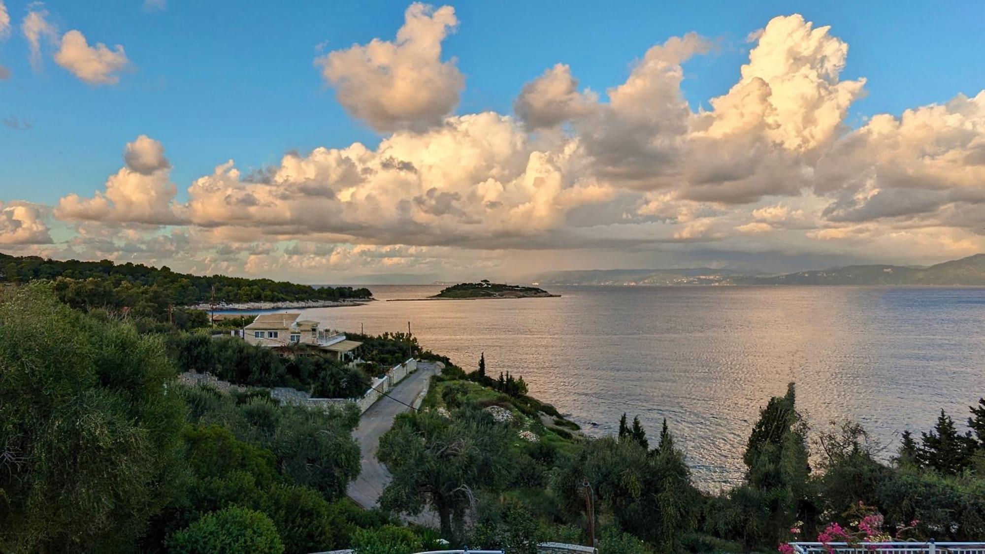 Villa Avgerini Paxos Гайос Экстерьер фото