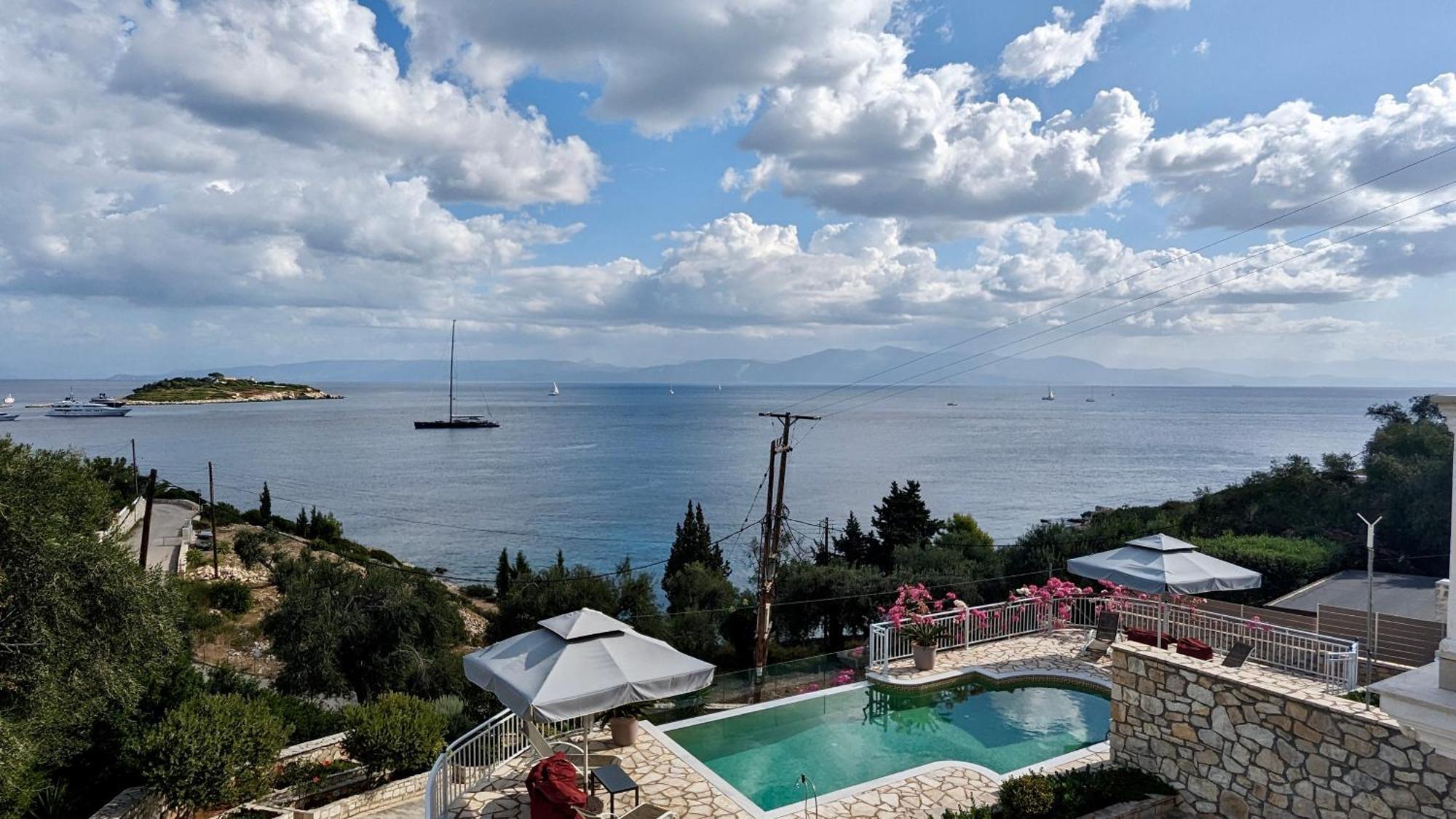 Villa Avgerini Paxos Гайос Экстерьер фото
