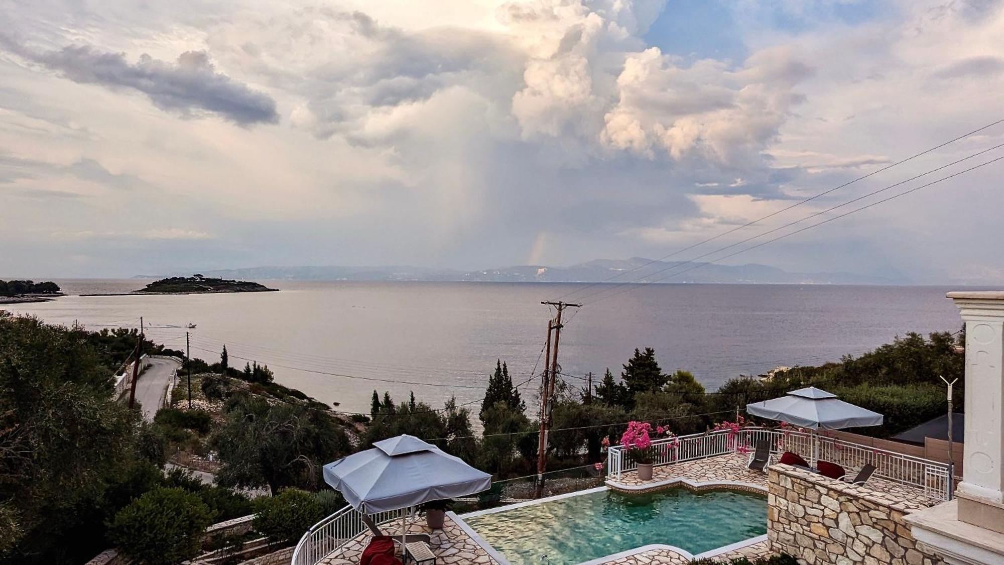 Villa Avgerini Paxos Гайос Экстерьер фото