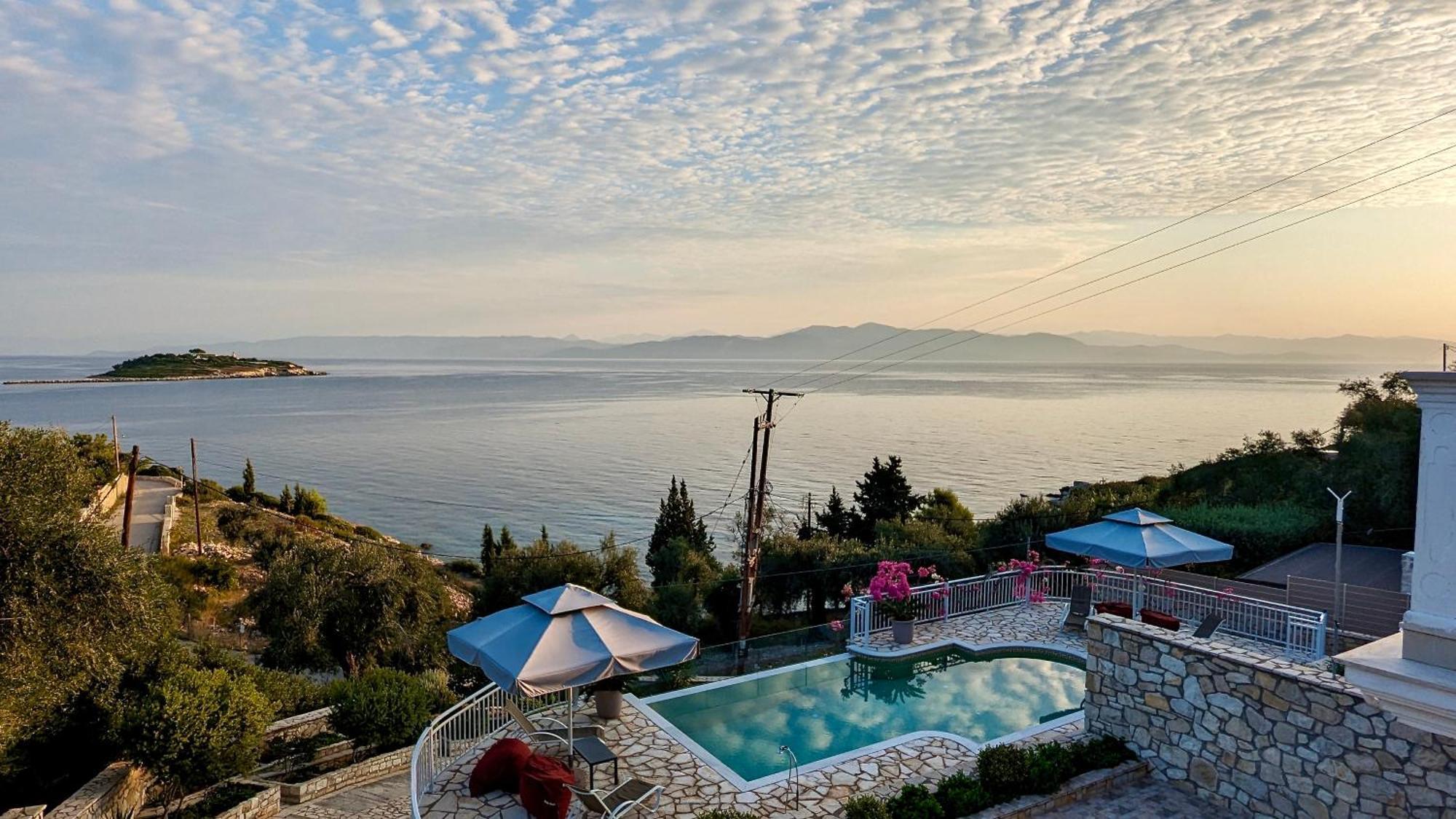 Villa Avgerini Paxos Гайос Экстерьер фото
