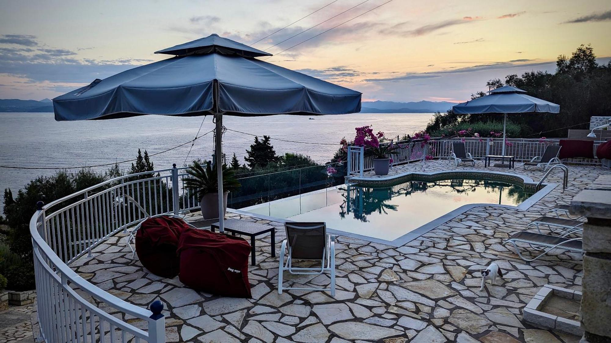 Villa Avgerini Paxos Гайос Экстерьер фото